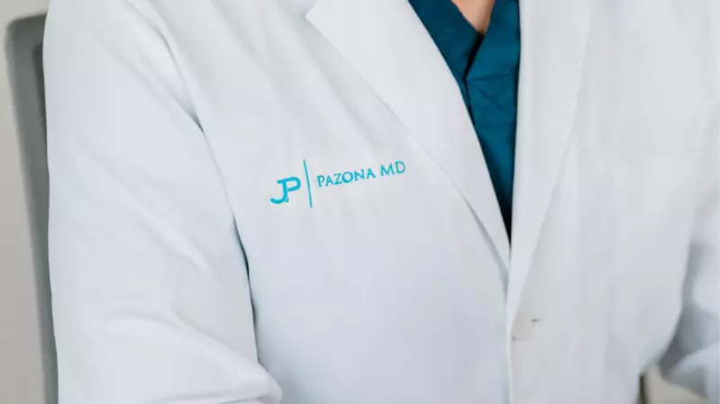 Pazona MD white coat